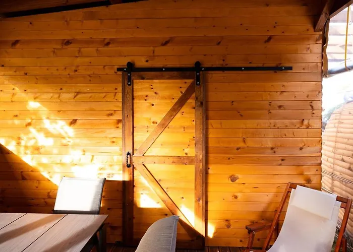 Luxury Vintage Airstream Rv/caravan Retro Charm Meets Comfort * Kiten (Burgas)