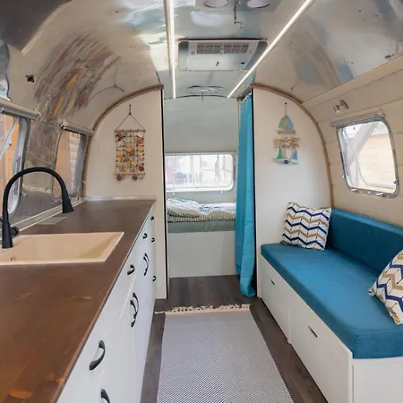 Luxury Vintage Airstream Rv/caravan Retro Charm Meets Comfort * Kiten