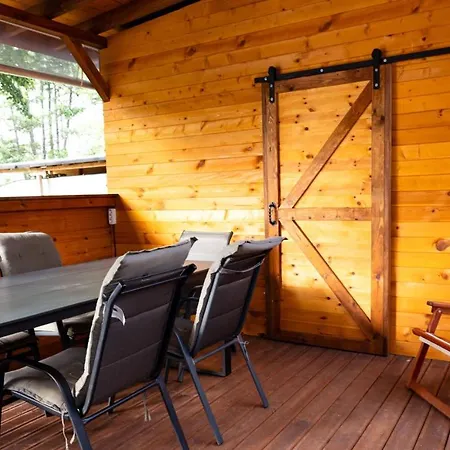 Luxury Vintage Airstream Rv/caravan Retro Charm Meets Comfort