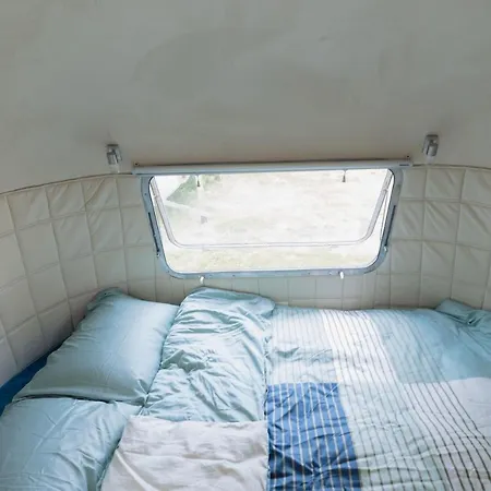 Luxury Vintage Airstream Rv/caravan Retro Charm Meets Comfort Kemping *