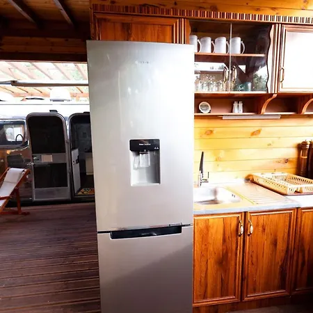 Kemping Luxury Vintage Airstream Rv/caravan Retro Charm Meets Comfort Kiten