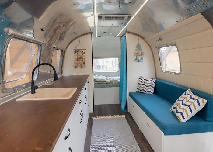 Luxury Vintage Airstream Rv/caravan Retro Charm Meets Comfort * 키텐