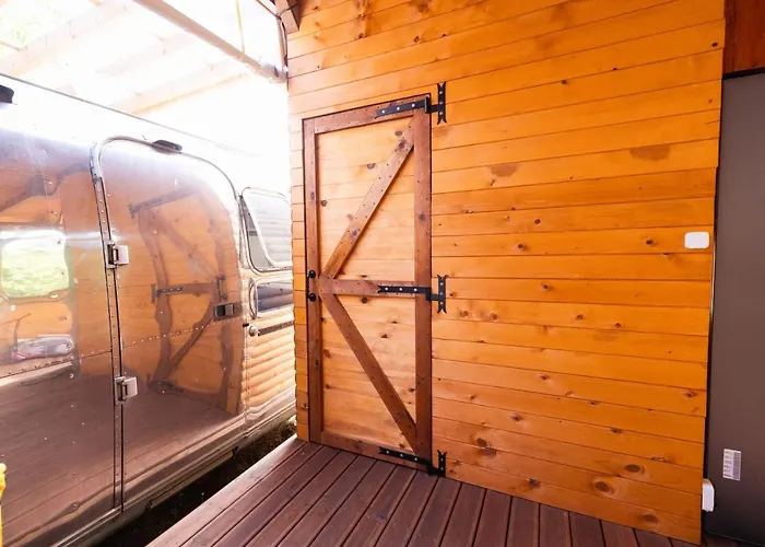 Luxury Vintage Airstream Rv/caravan Retro Charm Meets Comfort * 키텐